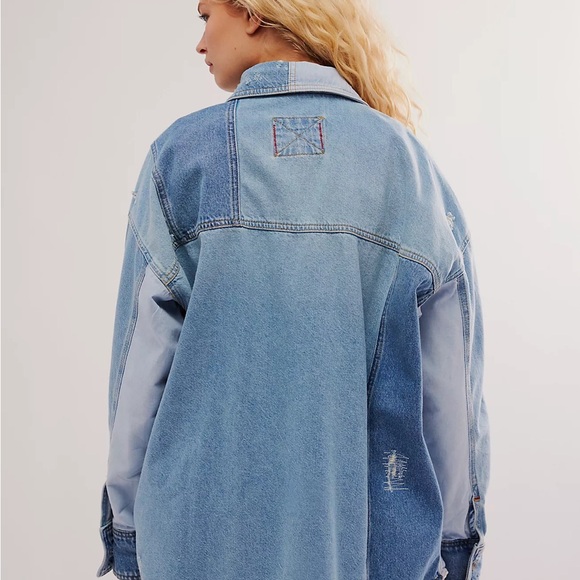 FREE PEOPLE- We The Free x Mountain Roads - oversized- Jean Shirt Jacket - Picture 5 of 16